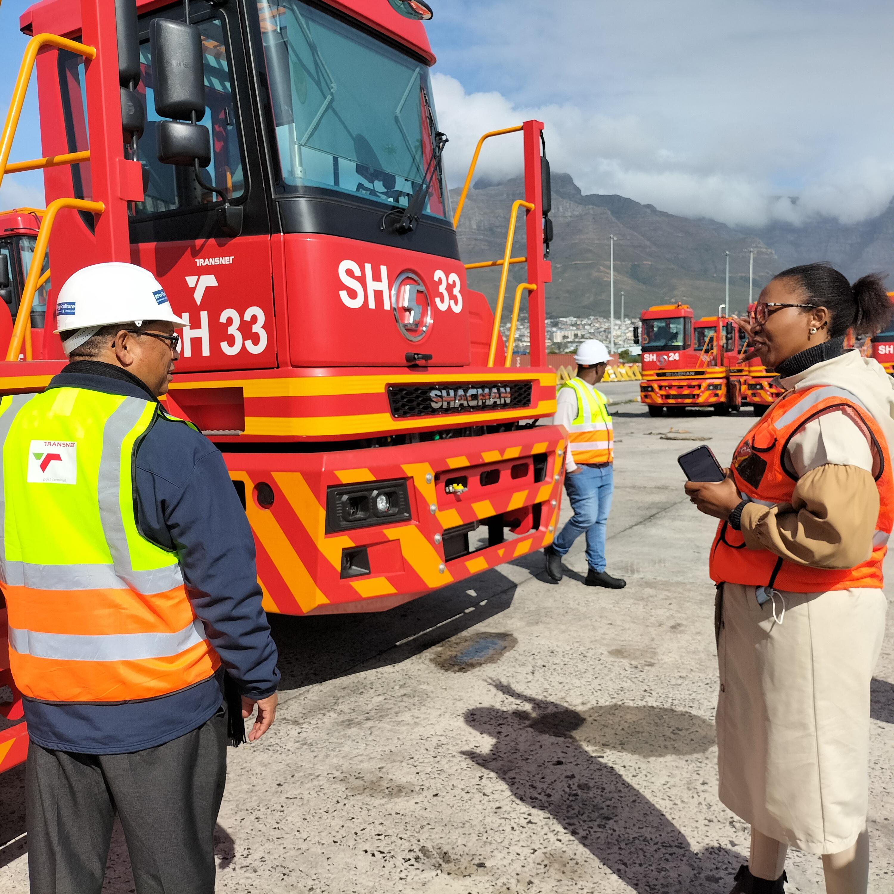 Minister Meyer and TPT Western Cape Executive Oscar Borchards